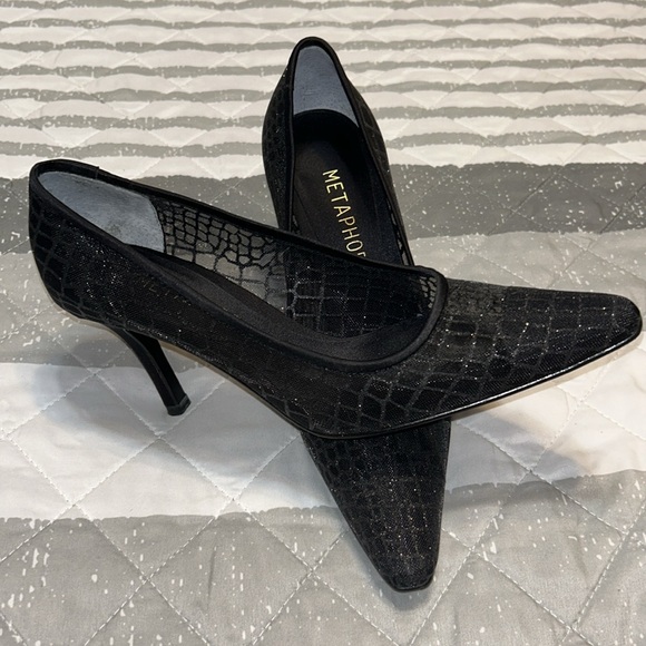 {Metaphor} Black Textured Pointed-Toe Heels/Kitten Heels – Size 7 – New in Box - Picture 3 of 11
